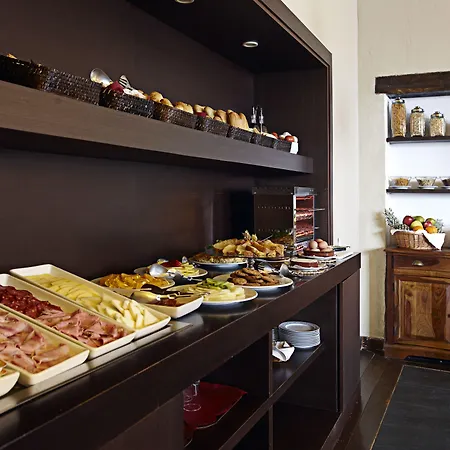 Maribel Hotel